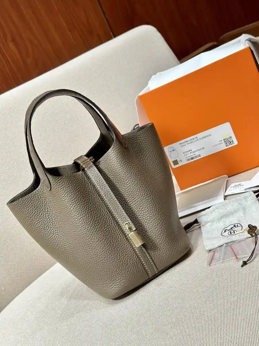 Hermès