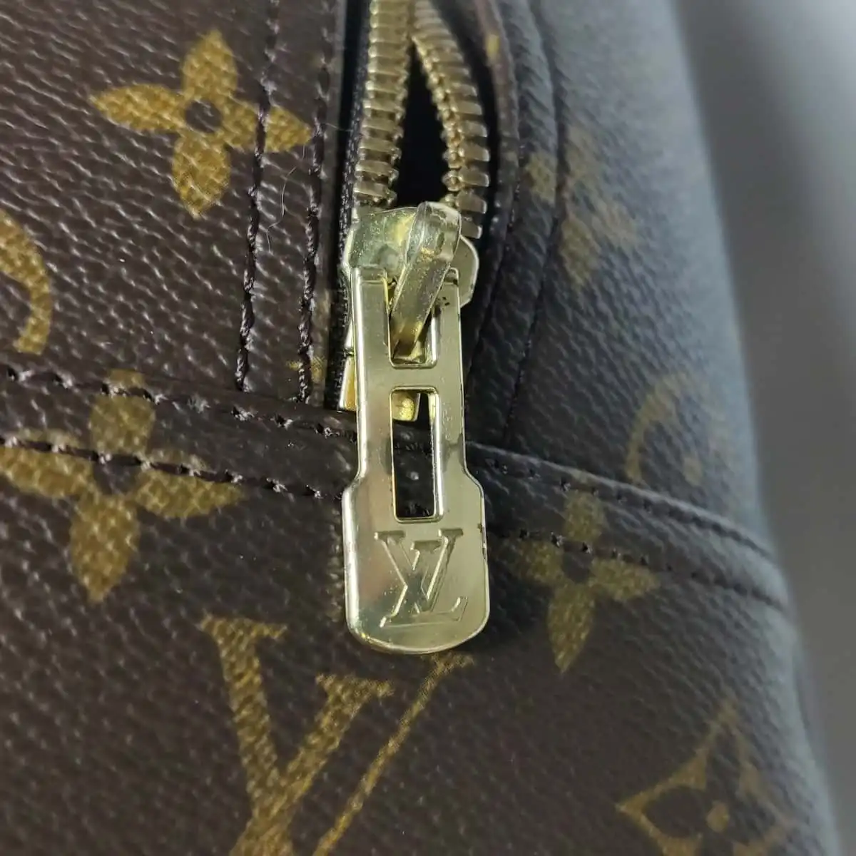 Bolsa de Mão Vintage Louis Vuitton - Imagem 13